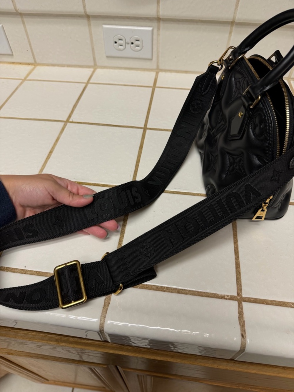 Louis Vuitton Alma BB Bubblegram - Picture 7 of 7